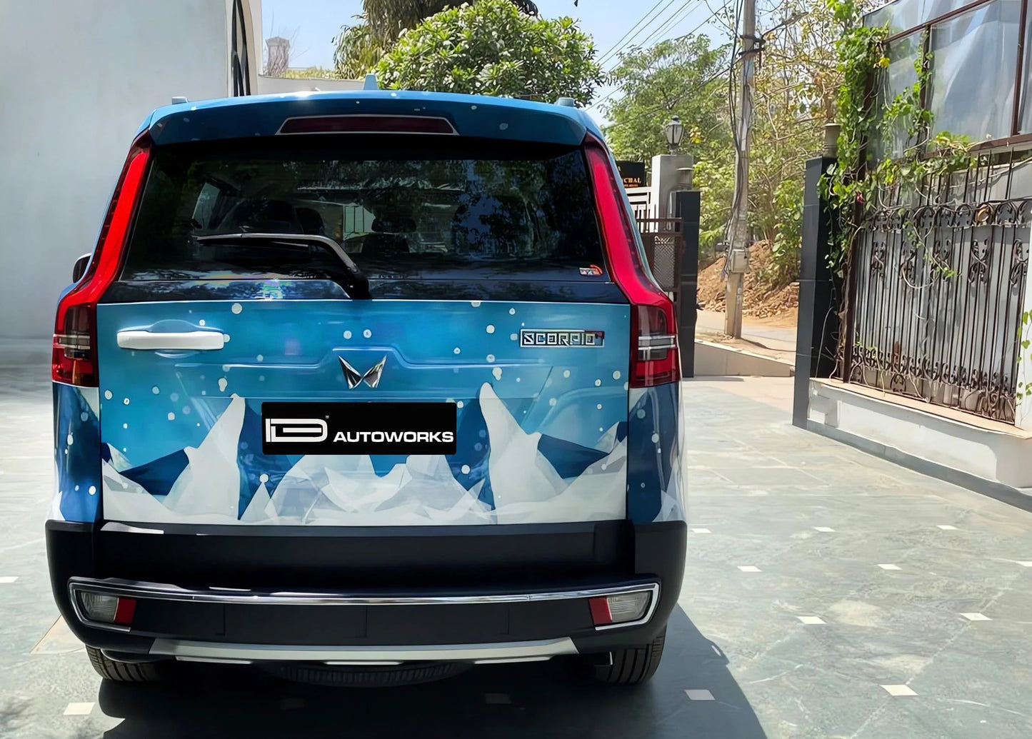 Bear Edition Graphics for Mahindra Scorpio N white