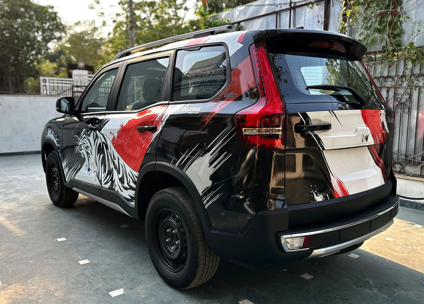 Mahindra scorpio N with Tiger edition graphics by IDE Graphics series