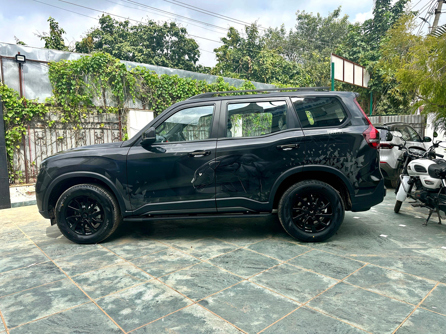 Panther Edition Graphics for Mahindra Scorpio N black